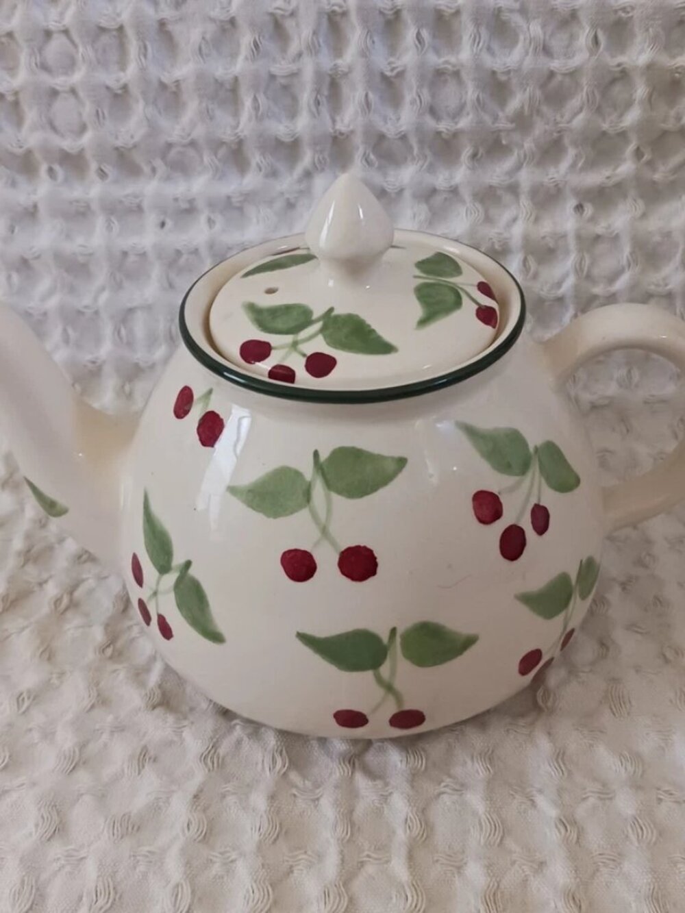 Laura Ashley BERRIES Tea Pot Individual Serving 1.5 Cup Berries Leaf Vintage